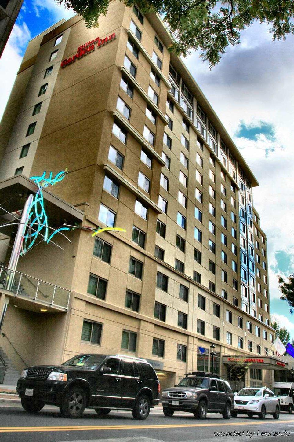 Hilton Garden Inn Bethesda Downtown Exterior photo